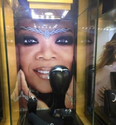 بالصور .. الحواجب الماسية موضة المشاهير العالمية