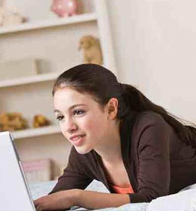 ما هي أسباب البلوغ المبكر لدى الفتيات؟