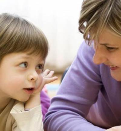 انقذي طفلك من تأخر النطق