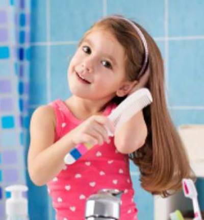 نصائح هامة للعناية بشعر طفلك