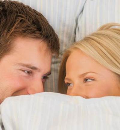 10 أطعمة تجنبيها قبل العلاقة الحميمة