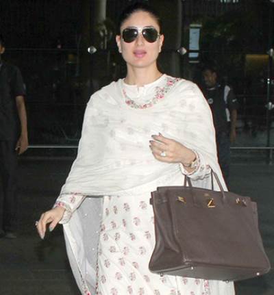 شاهد- ملامح الحمل تظهر على كارينا كابور