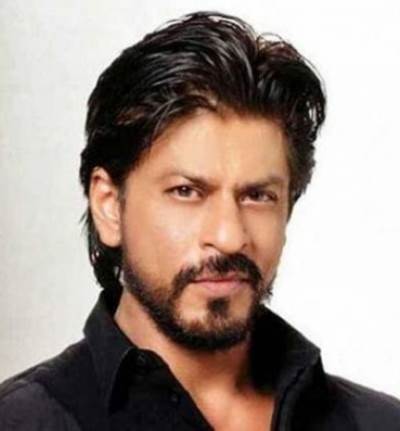 شاروخان غاضب من توقيفه في مطار لوس انجلوس ويتلقى اعتذاراً