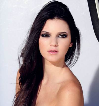 كيندال جينر تطلب من الشباب أن يواعدوها