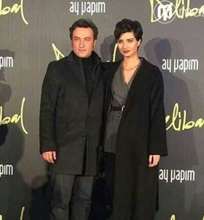  توبا بويوكوستن تلتزم الصمت ازاء خبر طلاقها