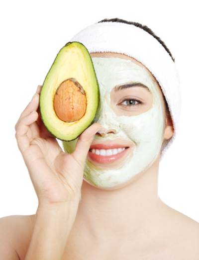 ماسك الأفوكادو لبشرة مشرقة على الفور (لجميع أنواع البشرة)