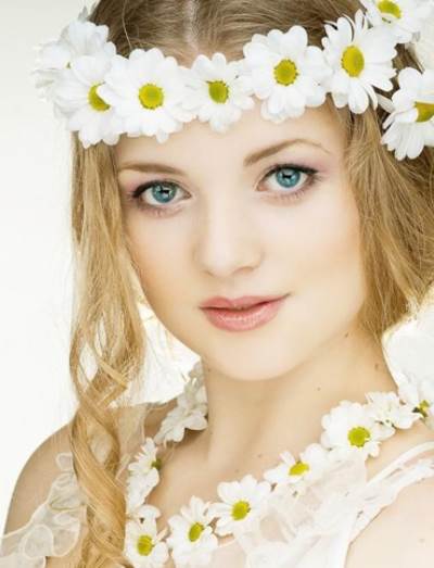 خلطات الزبادي لتقشير ونضارة البشرة