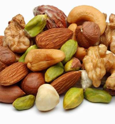 دراسة: المكسرات تقي من السكر