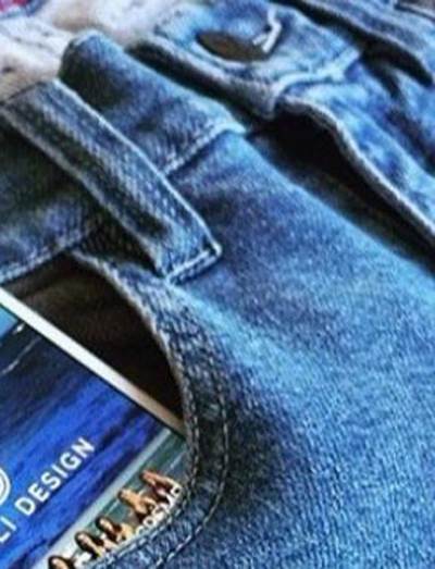 بنطلون جينز يغنيك عن الجي بي إس