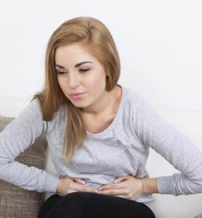 تعرفي علي أعراض سرطان المبيض