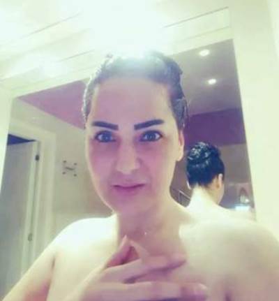 سما المصري تنشر صورة جريئة وتتلقى انتقادات