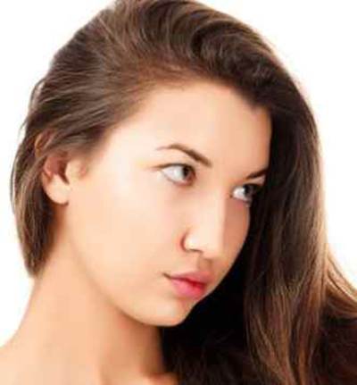 طرق استخدام زيت الجوجوبا للشعر الجاف والمتقصف