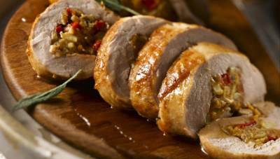 وصفة أفخاذ الدجاج المحشو مشروم وبارميزان