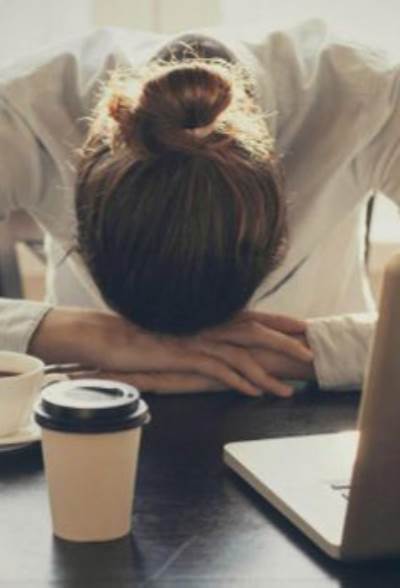 الإفراط في العمل قد يكون سبباً للعقم