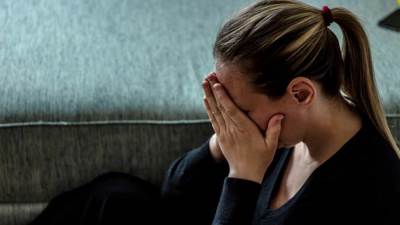  مشاكل المراة التى فشل المجتمع فى حلها .. وتأثيرها النفسى