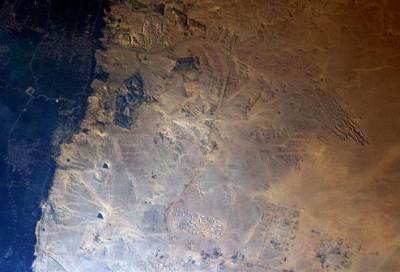 هذا ما حصل مع رائد الفضاء الذي حاول التقاط صور لأهرامات الجيزة