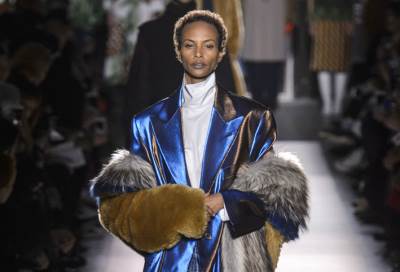 أفضل تصميمات أزياء الربيع من أسبوع موضة باريس