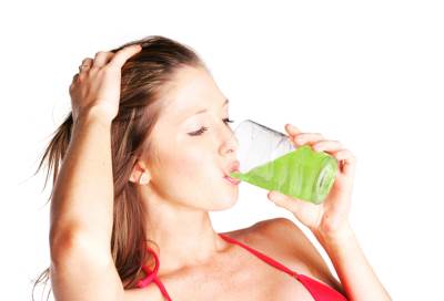 شراب الحامض لبشرة شابة