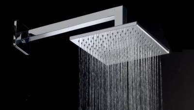  هل هناك بكتيريا خطيرة كامنة في الدش لديك؟