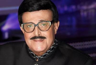 سمير غانم يفقد القدرة على الحركة .. وهذا وضعه الصحي!