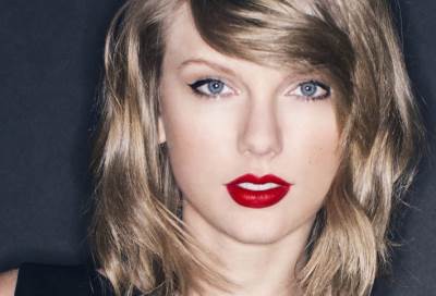 تايلور سويفت تواعد سراً الممثل الإنجليزي جو ألوين