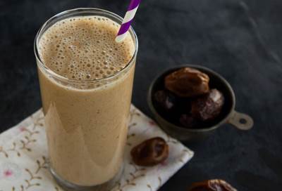  طريقة عمل ميلك شيك التمر