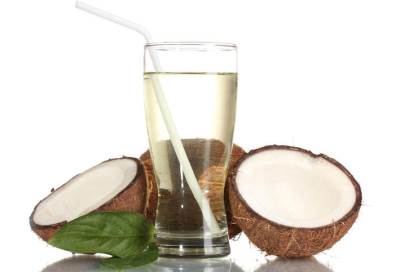 ماء جوز الهند في "رجيم" الصيف