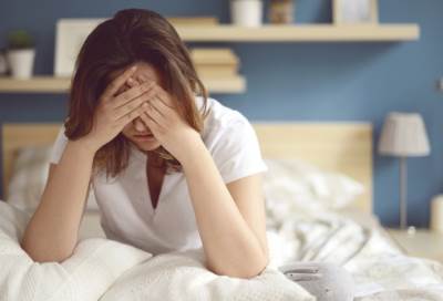 لماذا تشعرين بصداع الصباح؟