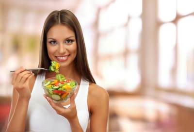  للفتيات .. تبني هذه العادات لتقوية مناعتك