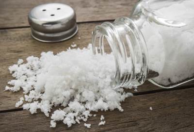 هل الإستغناء عن الملح يعرضكم للعصبية والإرهاق؟!
