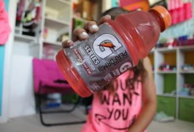 لا تشرب هذه المشروبات قبل التمرين 