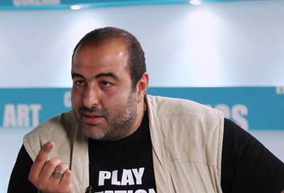 سامح عبد العزيز في السجن ويعترف "المخدرات اللي معايا لمزاجي"