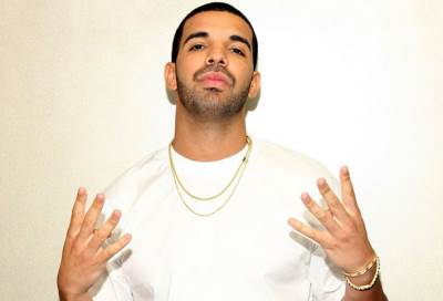 دريك يعبّر عن حنينه لريهانا بعدة طرق‎