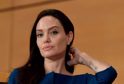 طبيب يكشف عن سر مرض أنجلينا جولي