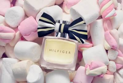 تمتعي بسحر شهي مع عطر Tommy Hilfiger : Hilfiger Woman Candied Charms