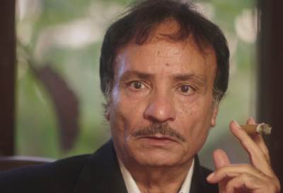 بعد ليلى علوي .. حمدي الوزير يعتدي على مدحت تيخة