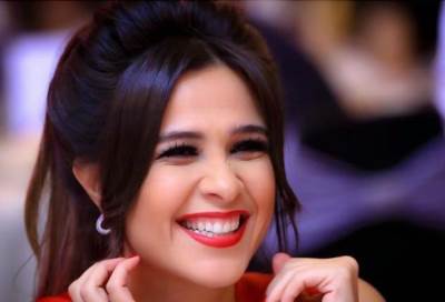 بالصورة .. ياسمين عبد العزيز تتهم رامز جلال بإفساد عيد ميلادها