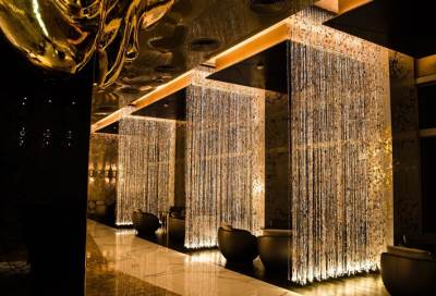 الدهب مش بش بيتلبس .. دا بيتعمل مطاعم كمان