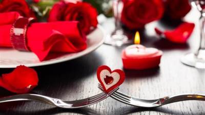 طريقة عمل قلوب البطاطس المشوية بالأعشاب لعيد الحب