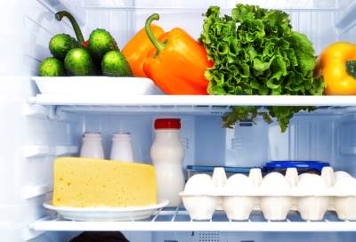 هذا الوقت المناسب لوضع الطعام في الثلاجة بعد الطهو