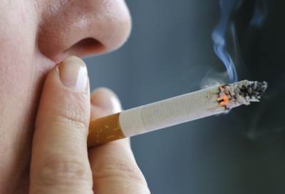 التدخين يفقدك السمع