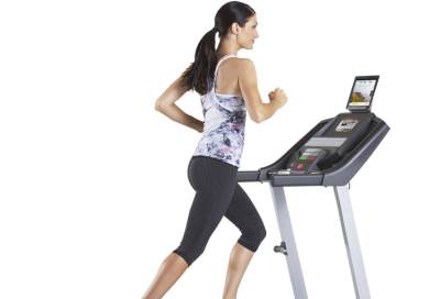 هل جهاز الجري المنزلي يحرق الدهون أكثر من الجري في الهواء؟