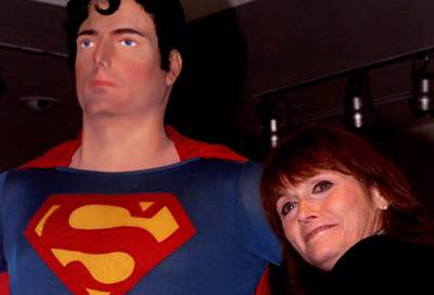 وفاة بطلة أفلام "سوبرمان" أثناء نومها