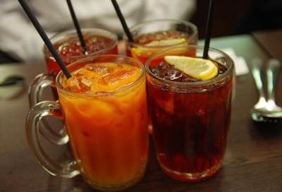 تدمير لوحة فنية روسية شهيرة بعد تناول كأس فودكا