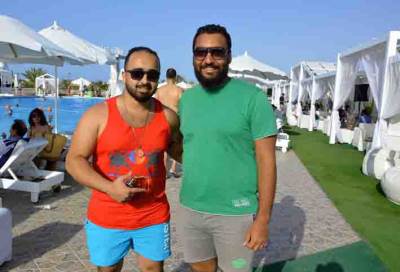 حفل الويك اند بـ "sky pool" بمارينا