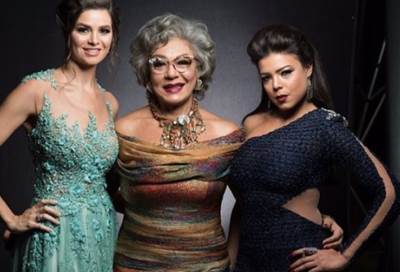 هل خلعت ناهد السباعي خاتم الزواج؟