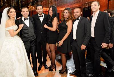 ساموزين والاكوشنير يشعلان زفاف احمد ونشوى