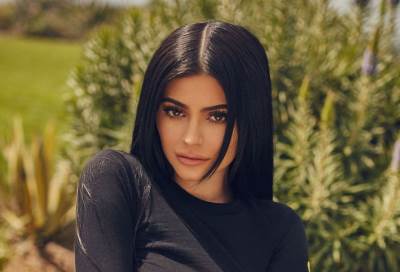 كيلي جينر تتقاضى مليون دولار عن المنشور الواحد على مواقع التواصل