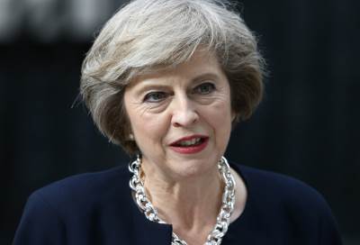 تيريزا ماي تعين أول وزير للوقاية من الانتحار