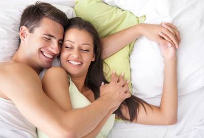 تعرفي على فوائد ممارسة العلاقة الحميمية بانتظام